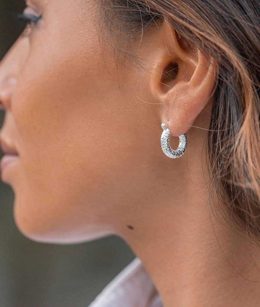 Boucles D'Oreilles Femme L'Atelier d'Amaya | Boucles D'Oreilles Cr Oles Paisses Et Givr Es Argent 925